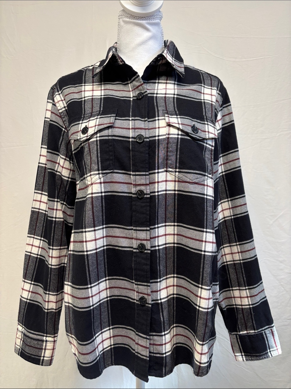 Women's Black and White Plaid Button-Down Shirt Flannel